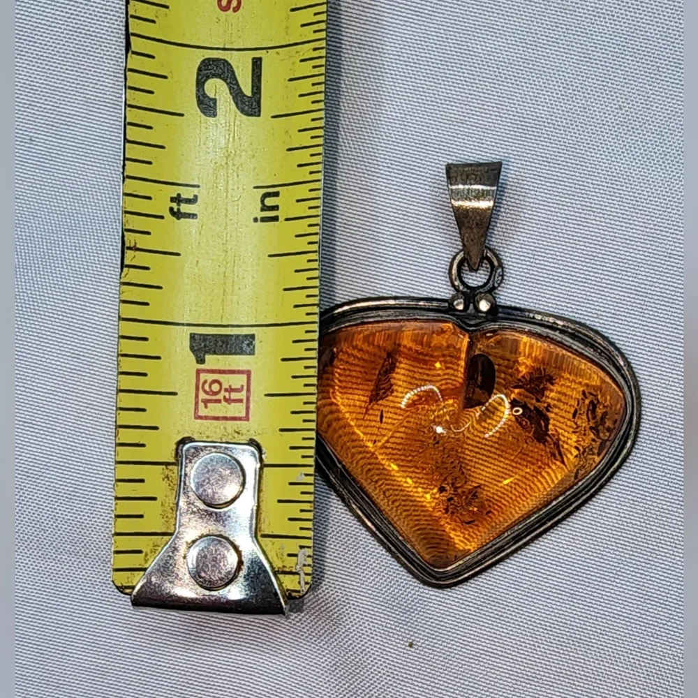 Vintage Sterling Silver Amber Heart Pendant